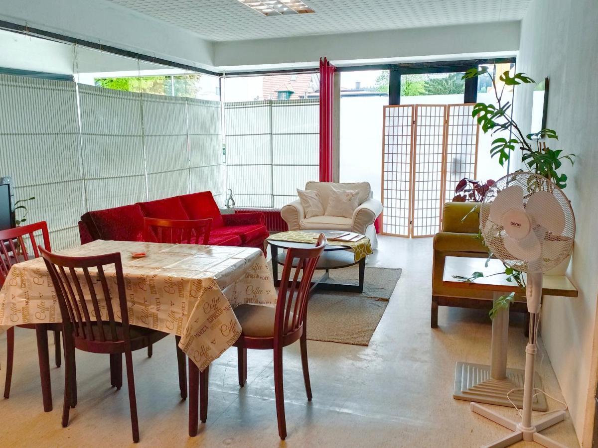 Lounge-Style-Hostel Sankt Veit an der Glan Exteriör bild